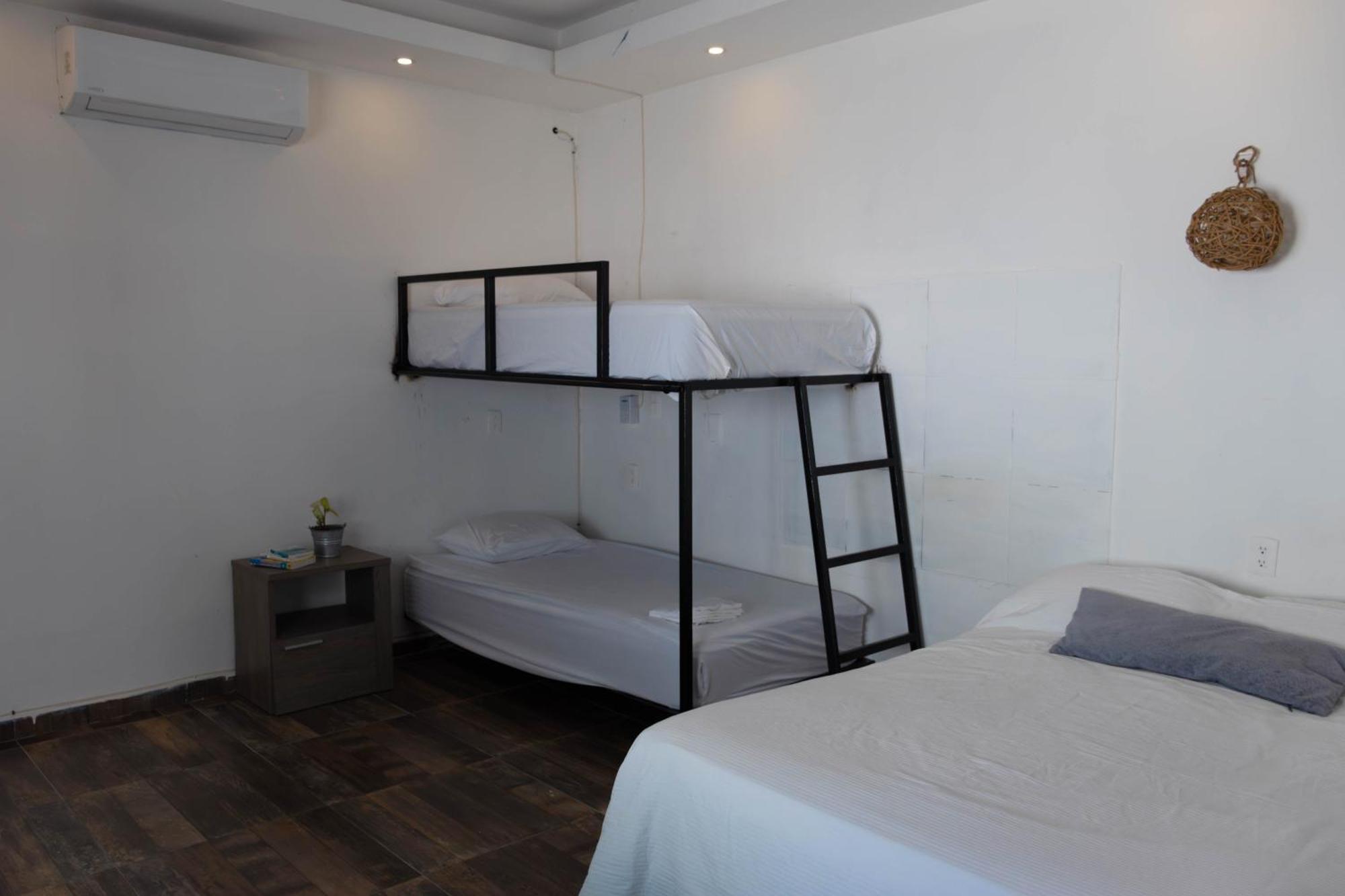 The Hostal Inn Плая-дель-Кармен Экстерьер фото