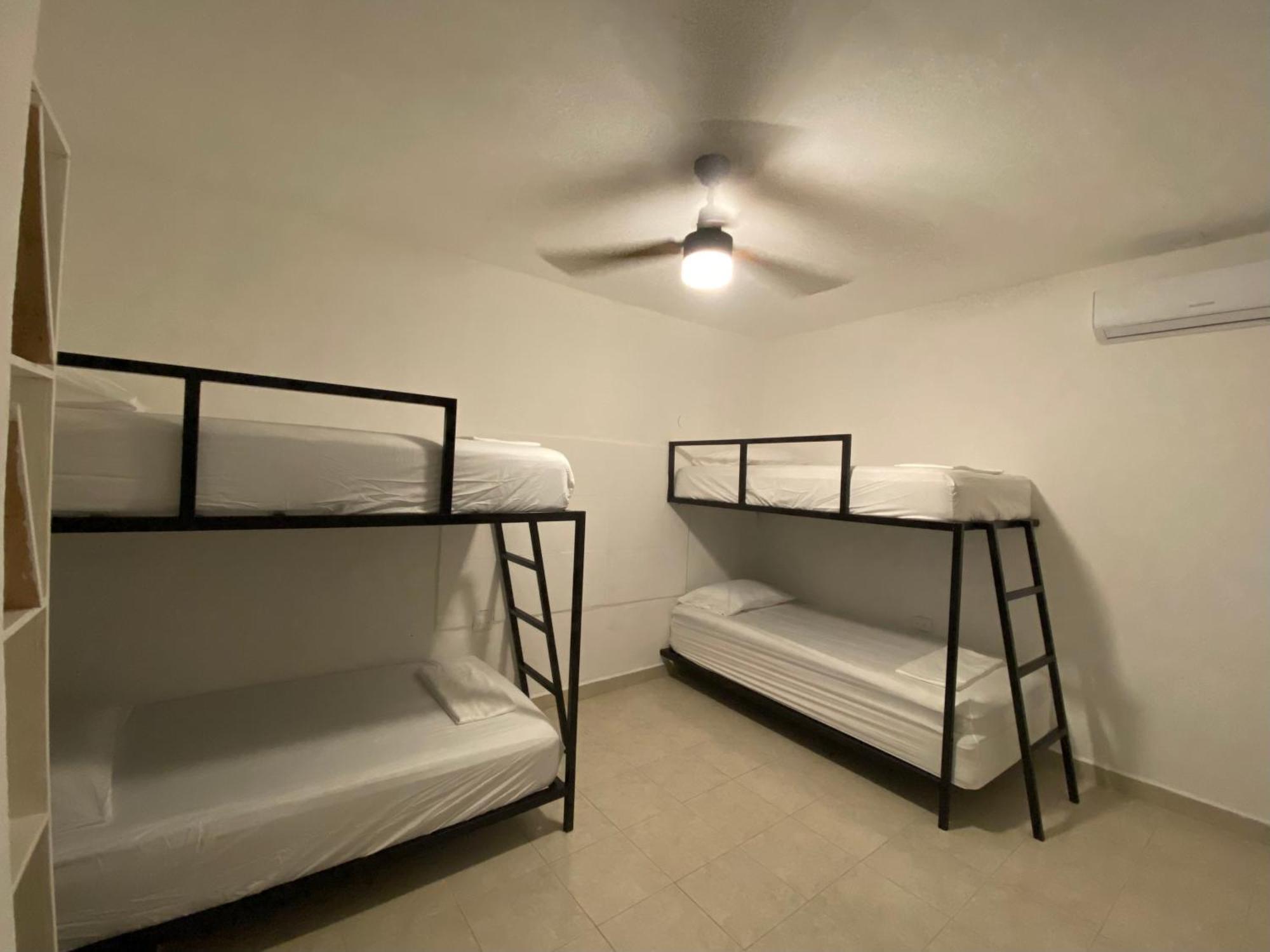 The Hostal Inn Плая-дель-Кармен Экстерьер фото